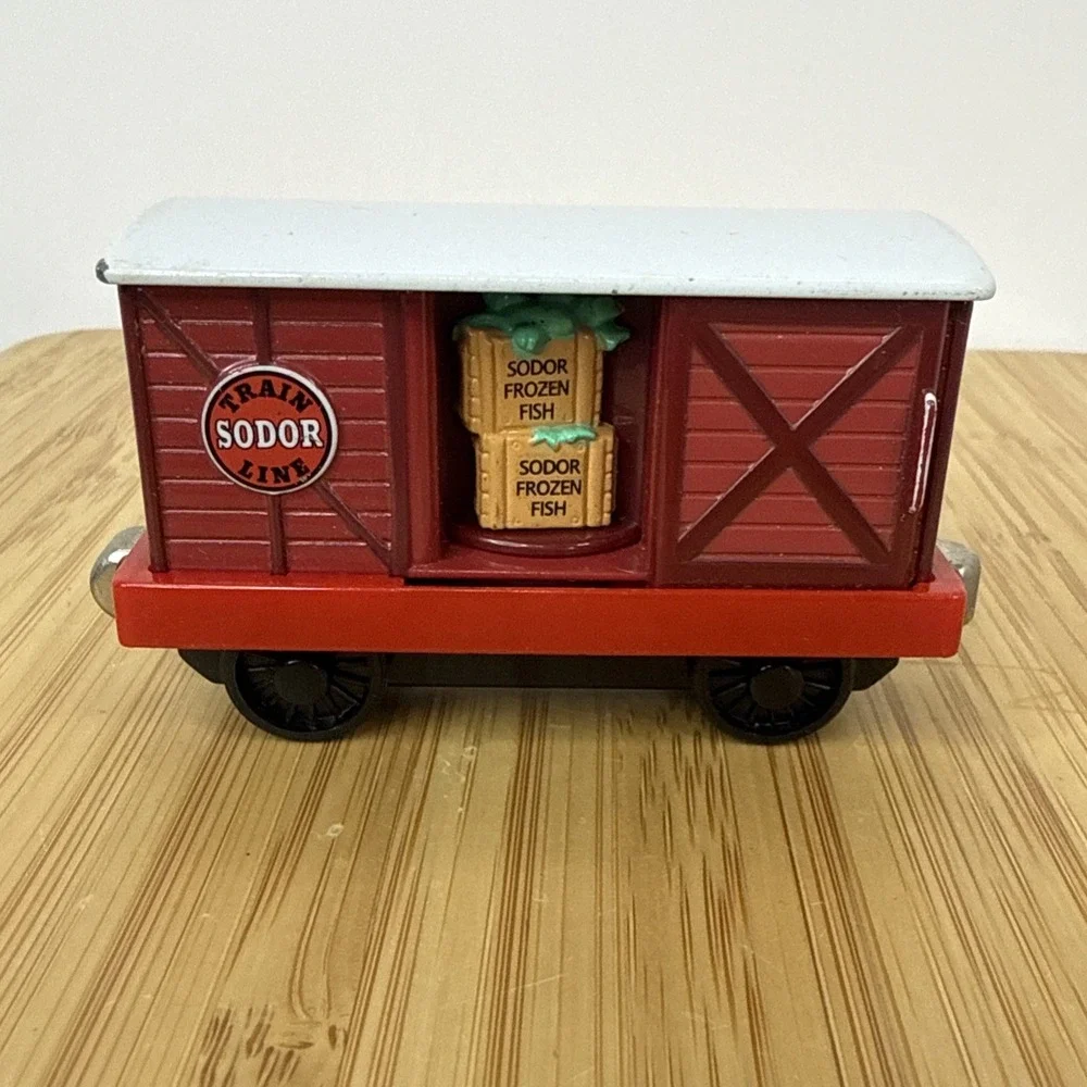 Thomas and Friends Box Car Brendam Shipping Magic Cargo Flip Door‎ Diecast Train